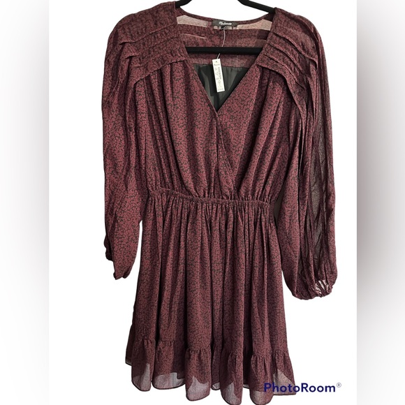 Madewell Dresses & Skirts - NWT Madewell V Neck dress